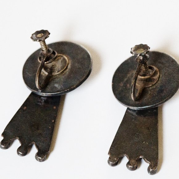 Forged metal handcrafted earrings - Picture 2 of 4